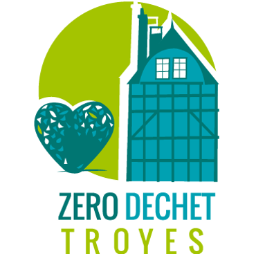 Logo zéro déchet troyes: maison à colombages et le coeur de Troyes